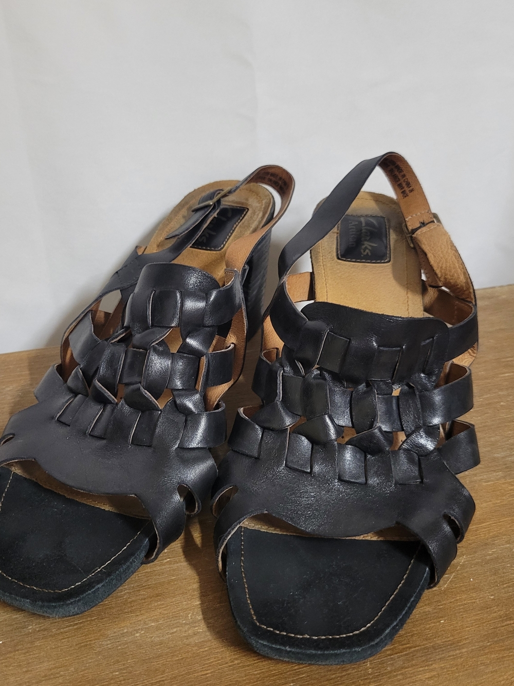 Clarks Black Leather Woven Cage Sandals Block Heel Women's Size 11M